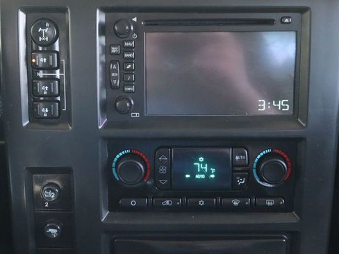 Used 2005 HUMMER H2 SUT w/ Preferred Equipment Group image 35