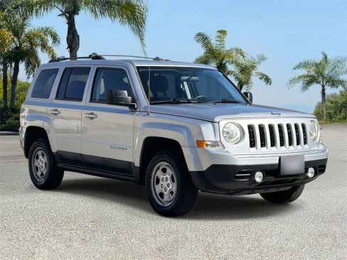 Used 2011 Jeep Patriot Sport w/ PWR Value Group image 5