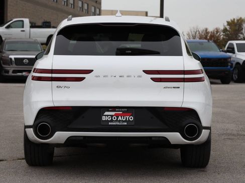 Used 2022 Genesis GV70 3.5T Sport w/ Sport Prestige Package image 10