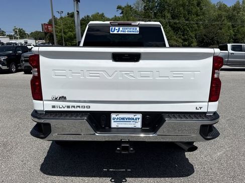 Used 2025 Chevrolet Silverado 2500 LT w/ Convenience Package AWD/4WD image 4