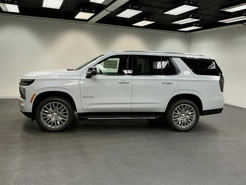 New 2026 Chevrolet Tahoe Premier AWD/4WD image 2