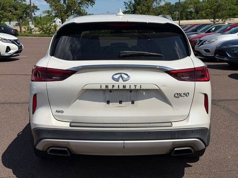 Used 2019 INFINITI QX50 Essential w/ Sensory Package AWD/4WD image 6