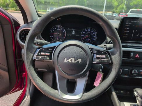 Used 2024 Kia Forte Sedan FWD image 28