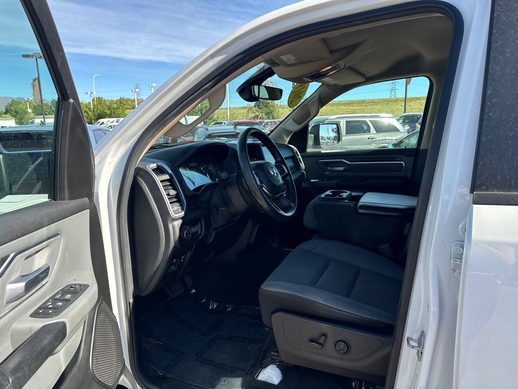 Used 2019 RAM 1500 Big Horn AWD/4WD image 13