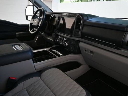 Used 2024 Ford F350 Limited w/ FX4 Off-Road Package AWD/4WD image 12