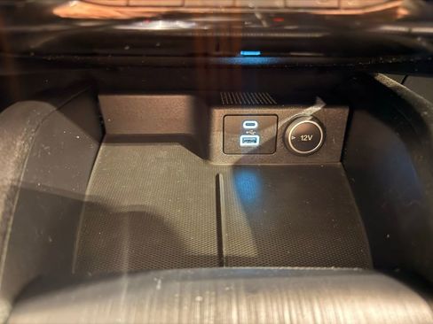 Used 2021 Ford Escape SEL image 25