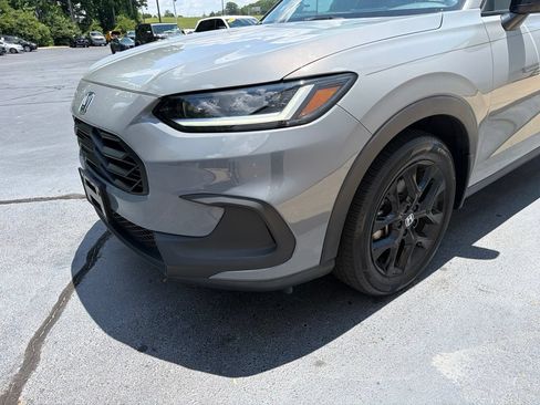 Used 2024 Honda HR-V Sport image 13