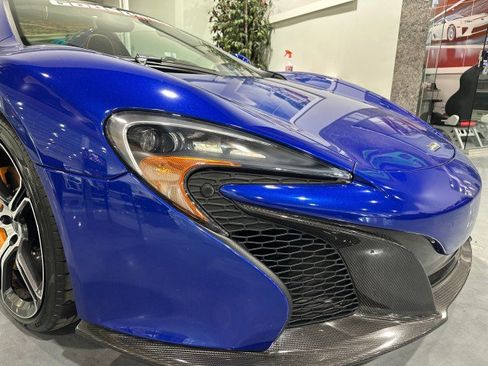 Used 2015 McLaren 650S Spider RWD image 21