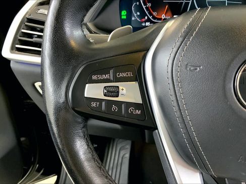 Used 2021 BMW X5 xDrive40i AWD/4WD image 23