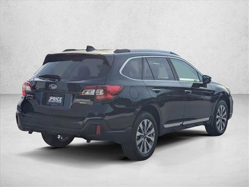 Used 2018 Subaru Outback 3.6R Touring w/ Popular Package #3 image 5