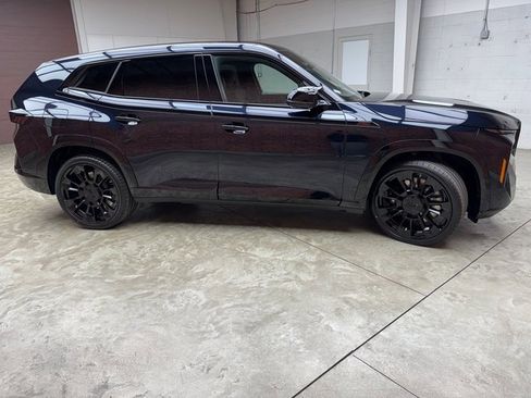 New 2026 BMW XM Label Red image 6