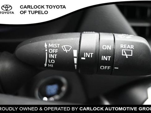 Used 2025 Toyota RAV4 XLE FWD image 27
