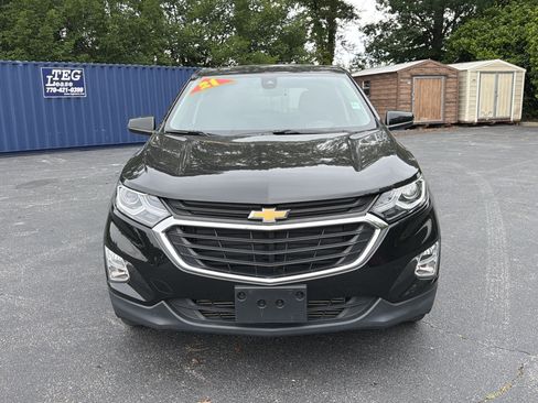 Used 2021 Chevrolet Equinox LT AWD/4WD image 2