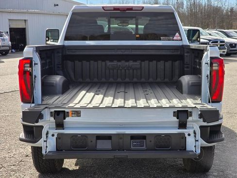 New 2026 GMC Sierra 2500 Denali Ultimate image 21
