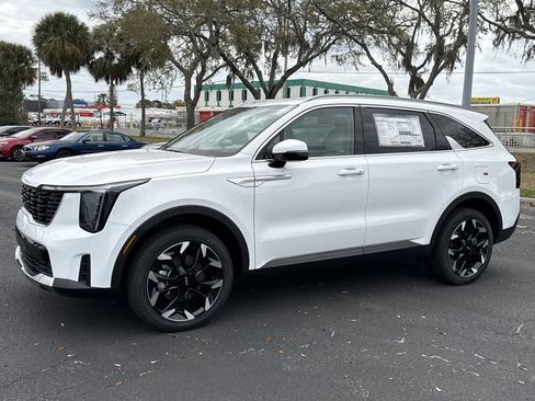 New 2026 Kia Sorento EX AWD/4WD image 8