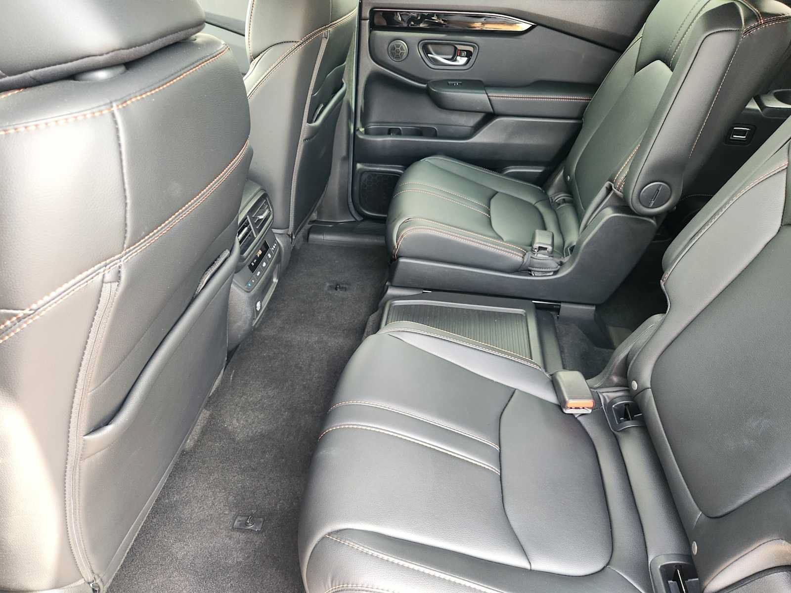 Certified 2025 Honda Pilot TrailSport image 30