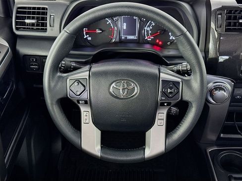 Used 2022 Toyota 4Runner SR5 image 34