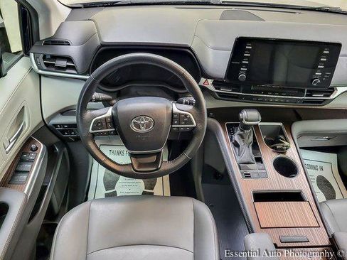 Certified 2024 Toyota Sienna XLE AWD/4WD image 13