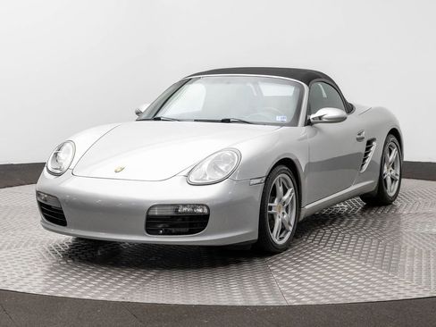 Used 2005 Porsche Boxster RWD image 2