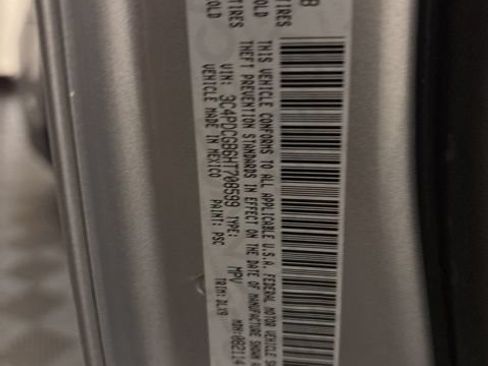 Used 2017 Dodge Journey Crossroad FWD image 11
