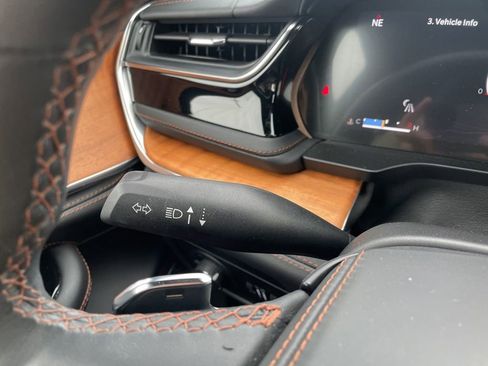 Used 2024 Jeep Grand Cherokee Summit image 24