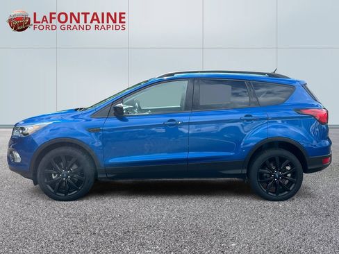 Used 2019 Ford Escape SE AWD/4WD image 4