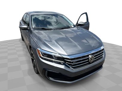Used 2020 Volkswagen Passat 2.0T R-Line