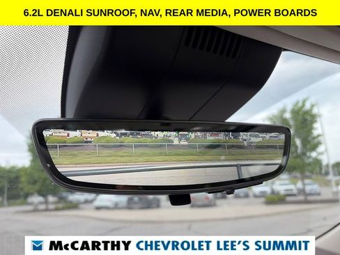 Used 2024 GMC Yukon Denali w/ Denali Reserve Package AWD/4WD image 14