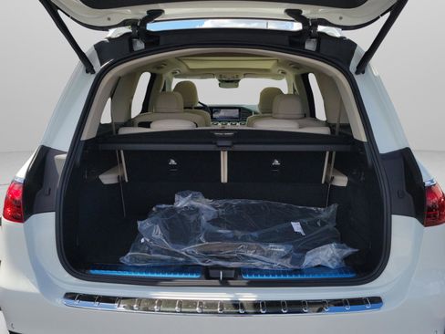 New 2026 Mercedes-Benz GLS 450 4MATIC image 10