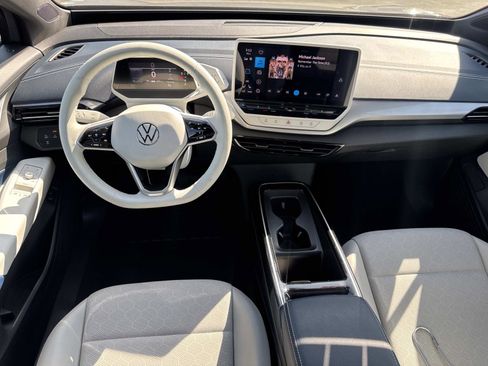 Used 2023 Volkswagen ID.4 Pro S image 7