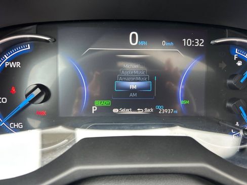 Used 2024 Toyota RAV4 XSE AWD/4WD image 19