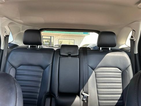 Used 2024 Ford Edge SEL AWD/4WD image 33