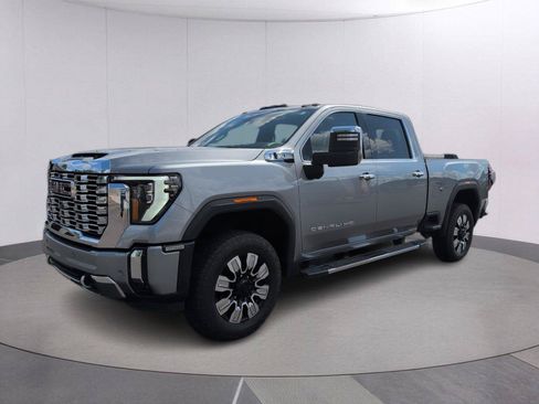 Used 2025 GMC Sierra 2500 Denali AWD/4WD image 1