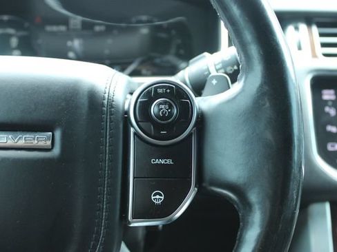 Used 2015 Land Rover Range Rover HSE AWD/4WD image 25