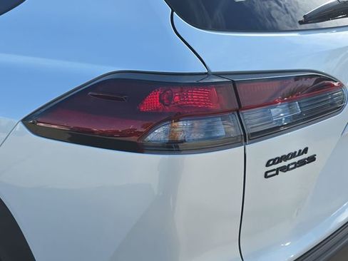 Used 2026 Toyota Corolla Cross SE image 33