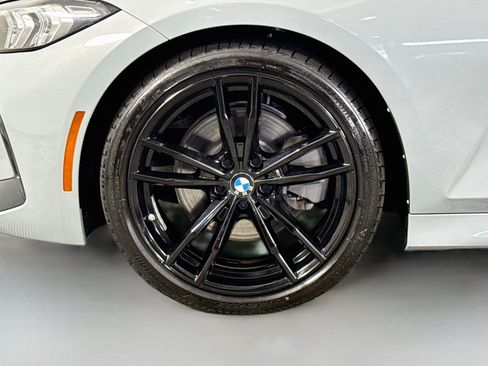 Used 2023 BMW 330i Sedan w/ M Sport Package RWD image 38