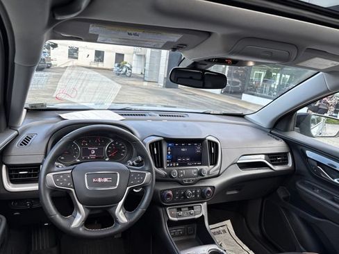 Used 2023 GMC Terrain AT4 AWD/4WD image 11