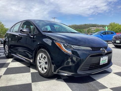 Used 2024 Toyota Corolla LE FWD image 4