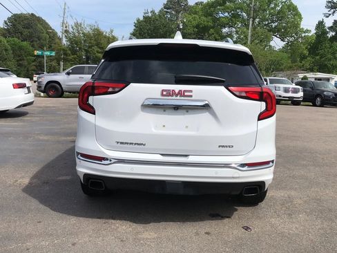 Used 2020 GMC Terrain Denali w/ Denali Premium Package image 2