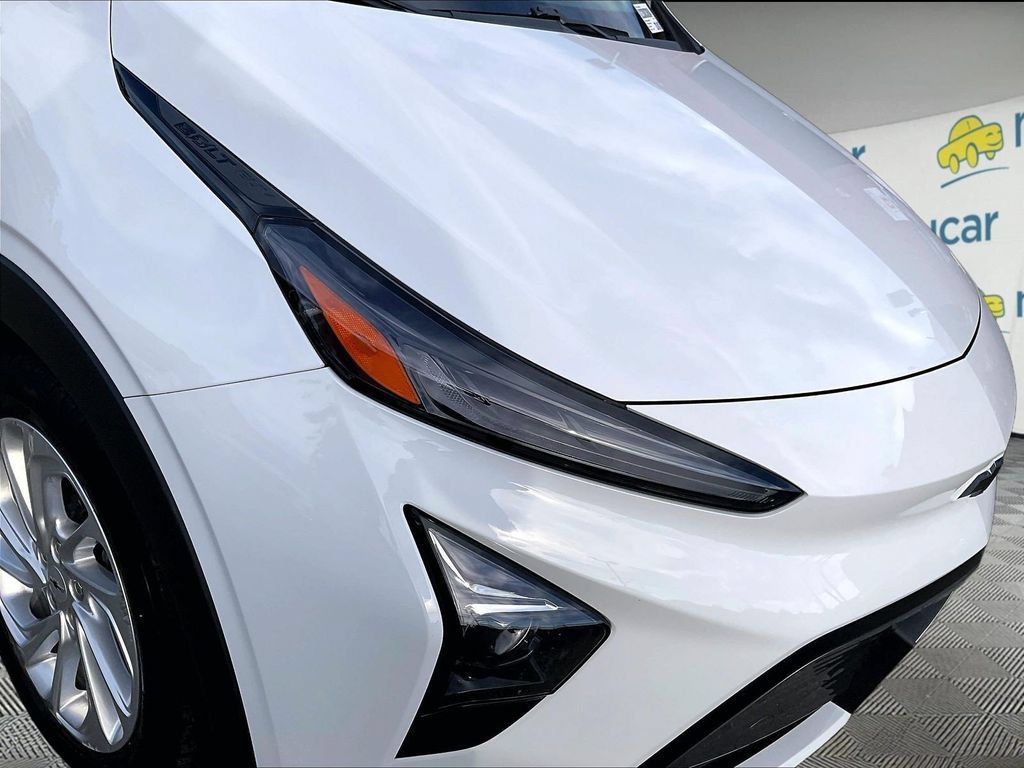 Used 2022 Chevrolet Bolt EUV LT w/ Driver Confidence Package FWD image 31