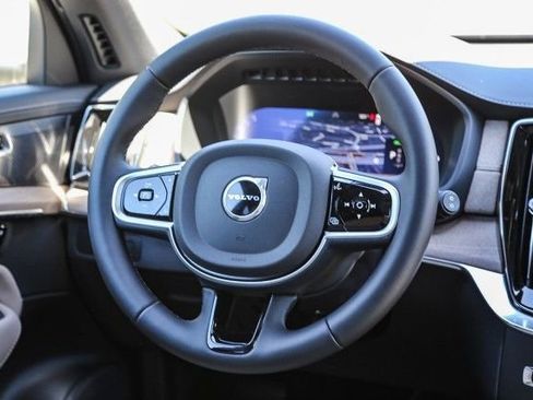 New 2026 Volvo XC90 T8 Plus w/ Protection Package Premier AWD/4WD image 24