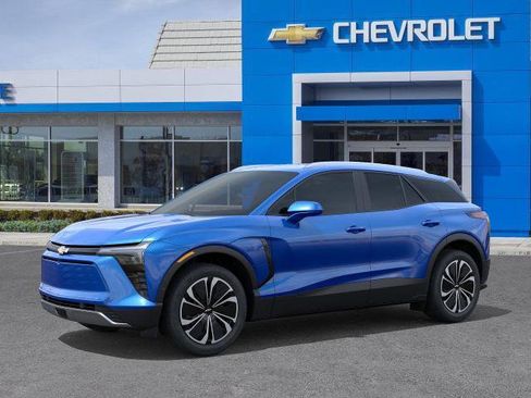 New 2026 Chevrolet Blazer EV LT image 2