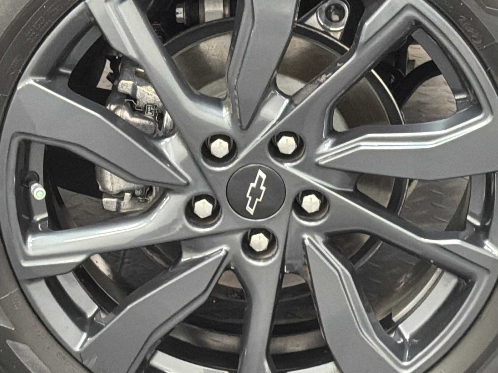 Used 2023 Chevrolet Equinox RS FWD image 5