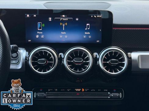 Used 2024 Mercedes-Benz GLB 250 image 13