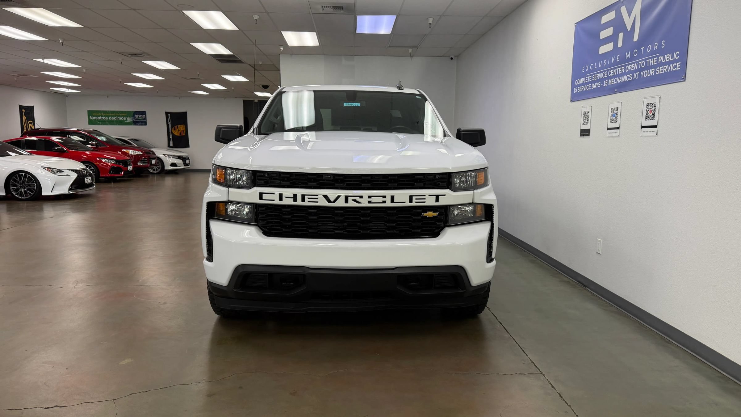 Used 2022 Chevrolet Silverado 1500 Custom AWD/4WD image 3