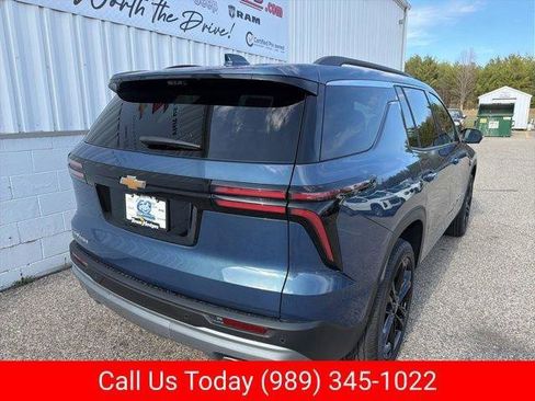 New 2026 Chevrolet Traverse LT w/ Driver Confidence Package FWD image 9