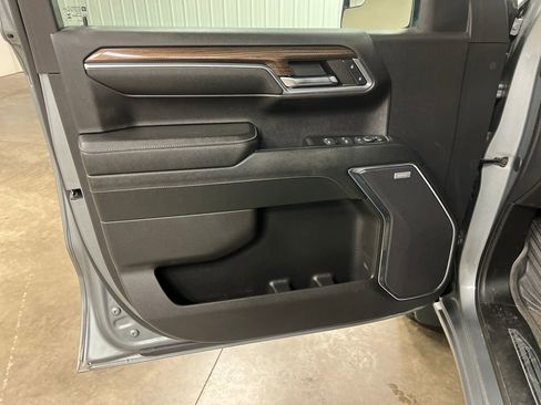 Certified 2024 Chevrolet Silverado 1500 LT Trail Boss w/ Convenience Package II AWD/4WD image 15