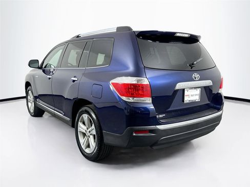 Used 2012 Toyota Highlander Limited image 2