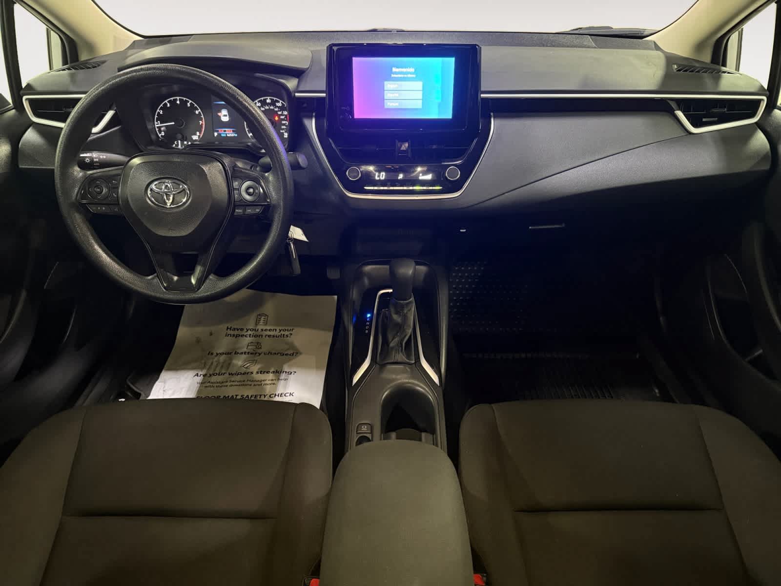Used 2025 Toyota Corolla LE FWD image 17
