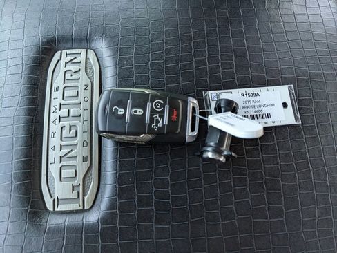 Used 2019 RAM 1500 Limited image 39